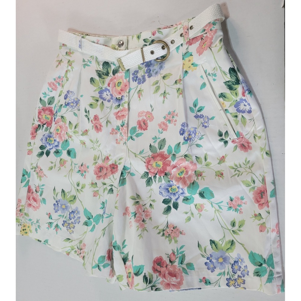 Koret City Blues Vintage Floral High Waisted Pleated Shorts with Belt White 10